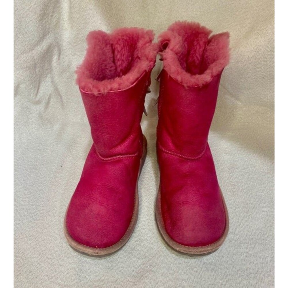 Ugg custom pink Bailey bow boots. Size 2 girls.